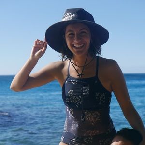 Meet your Posher, Alexis